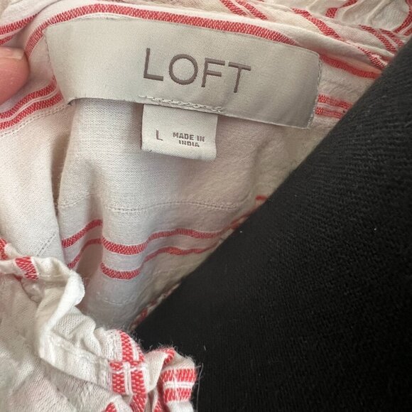 LOFT - SEERSUCKER WHITE AND RED STRIPE SHIRT - SIZE L - Picture 7 of 8